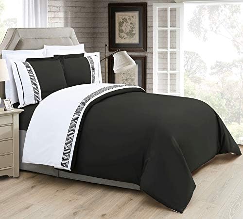 Elegant Comfort 3-Piece Duvet Cover Set with Greek Pattern
